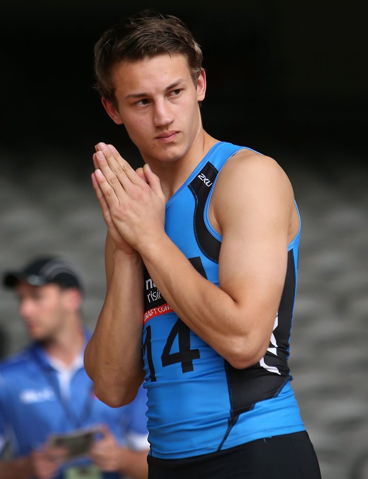 AFL 2015 Media - NAB AFL Draft Combine Day 2 MELBOURNE, AUSTRALIA - OCTOBER 10: Tom Doedee takes part in the beep test during day 2 of the 2015 NAB AFL Draft Combine at Etihad Stadium, Melbourne on October 10, 2015. (Photo: Adam Trafford/AFL Media)